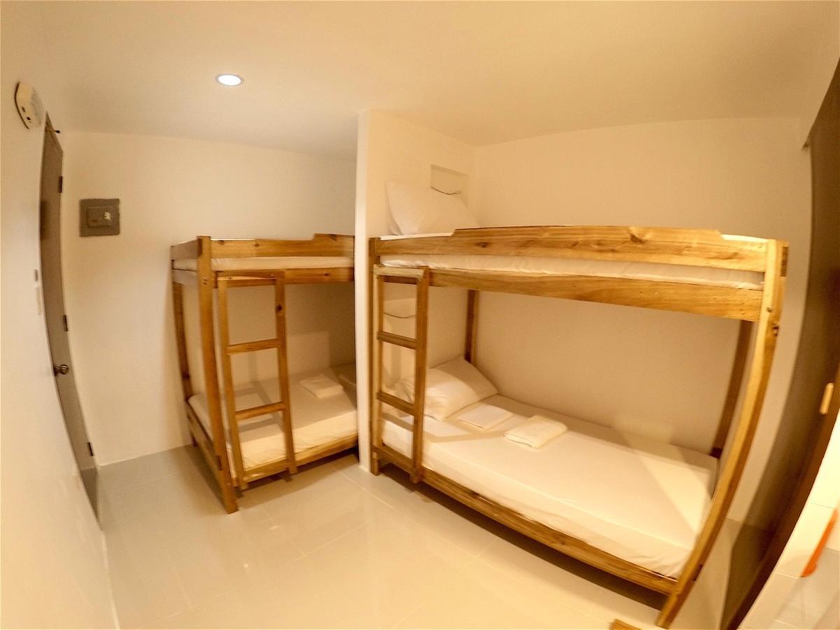 Pawikan Hostel Ел Нидо Екстериор снимка